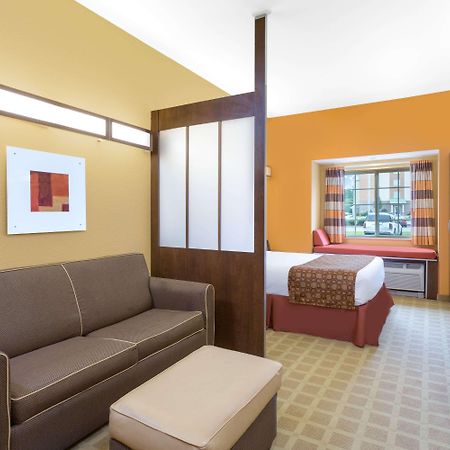 Microtel Inn & Suites By Wyndham University Medical Park Γκρίνβιλ Εξωτερικό φωτογραφία