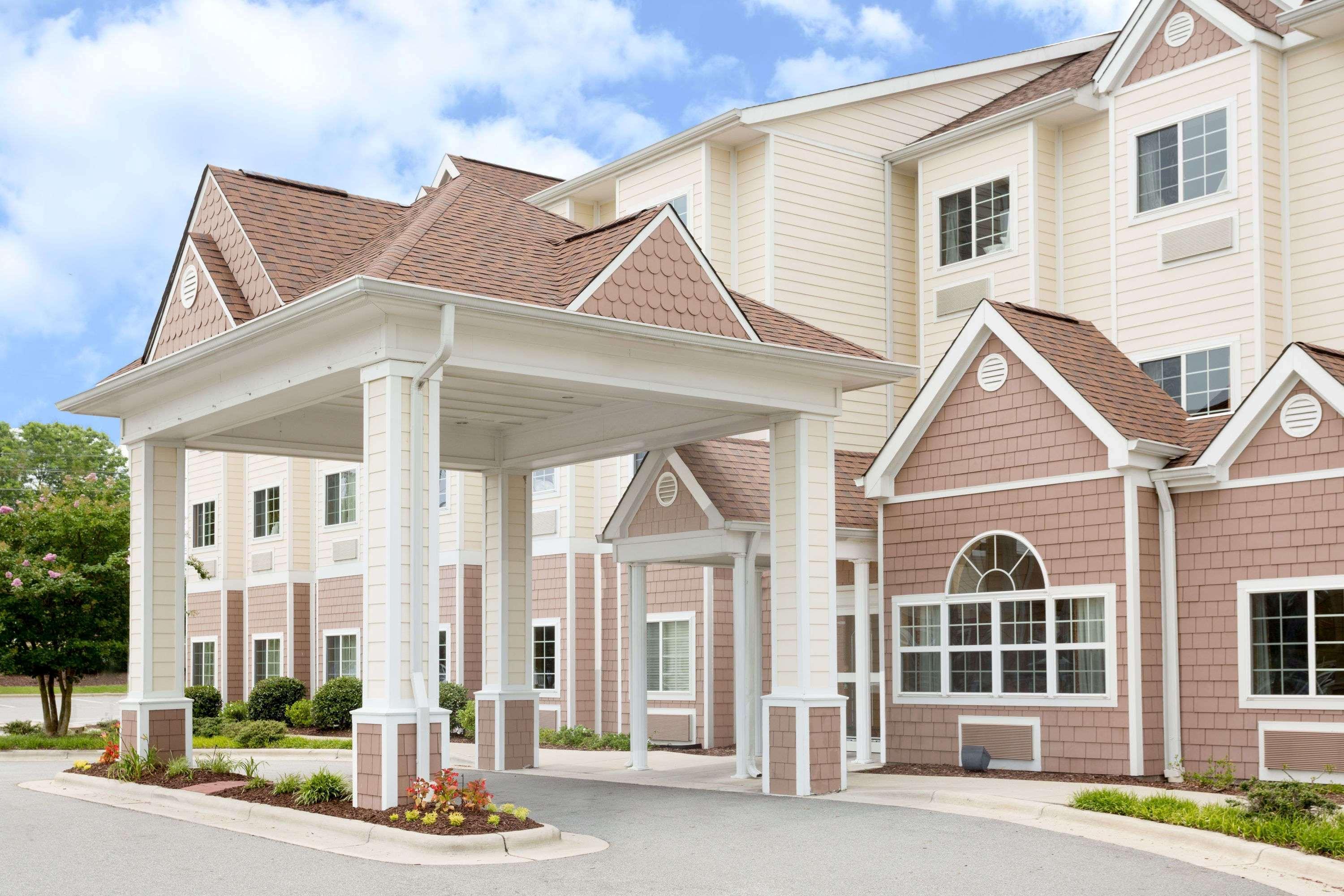 Microtel Inn & Suites By Wyndham University Medical Park Γκρίνβιλ Εξωτερικό φωτογραφία